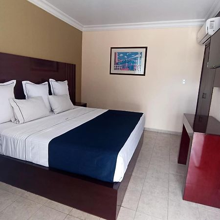 Hotel Confort Plaza Culiacán Exterior foto