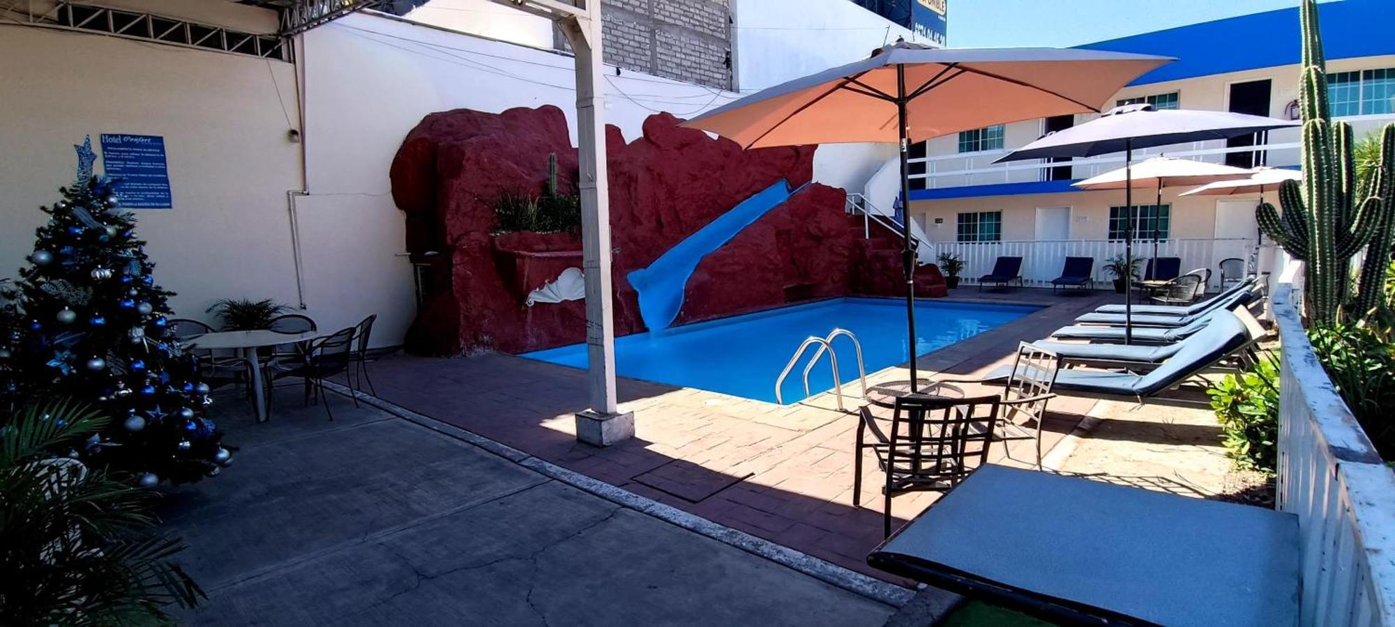 Hotel Confort Plaza Culiacán Exterior foto